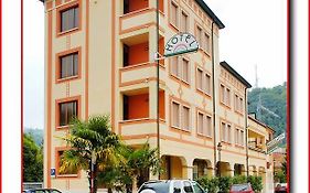 Hotel Ristorante Fratelli Zenari